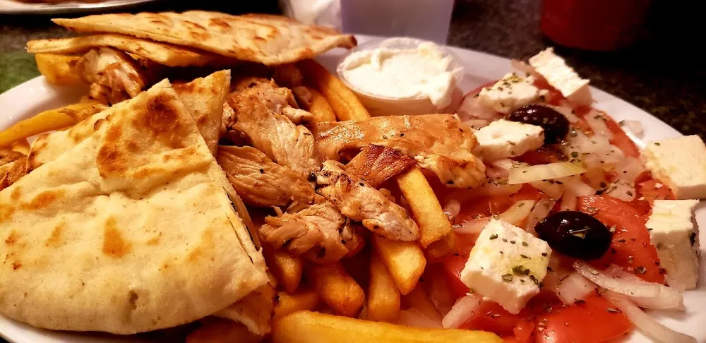 Macedonian Chicken Mazzaz Platter